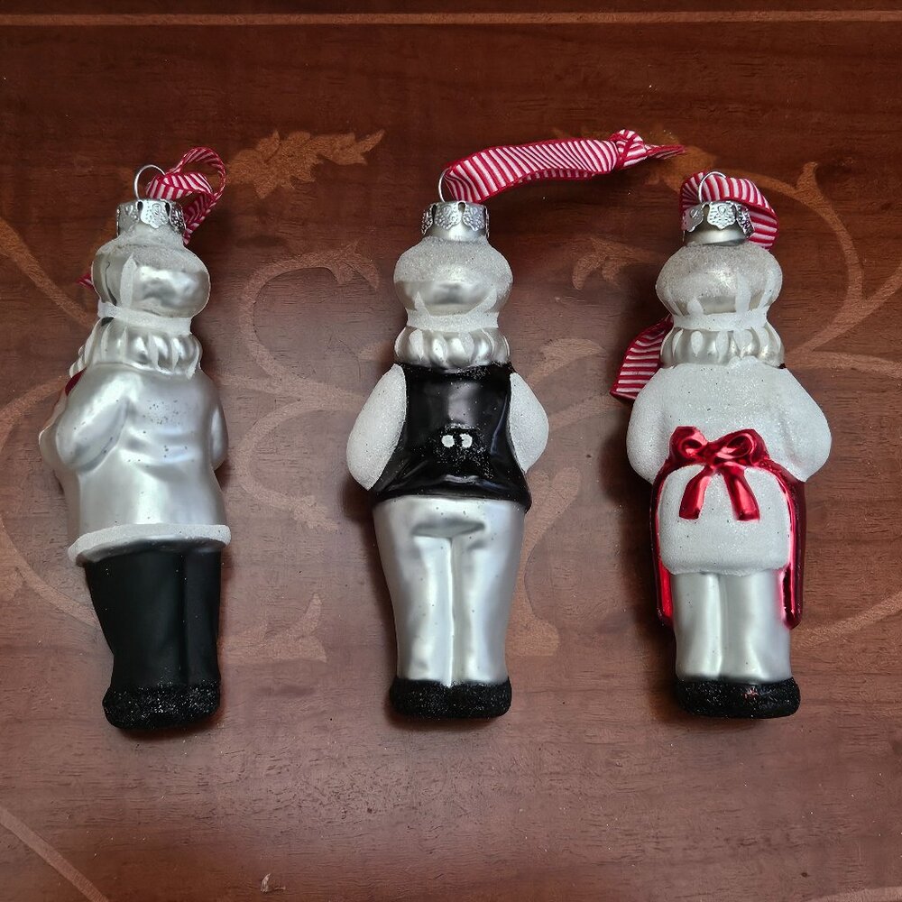 SET 2012 WILLIAMS-SONOMA SANTA CHEF COOK HAND PAINTED GLASS CHRISTMAS ORNAMENTS - Picture 8 of 13